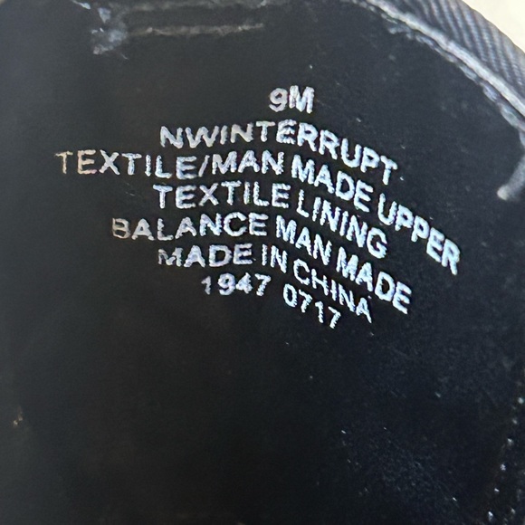 Nine West chelsea boot with modern update. - Picture 7 of 8